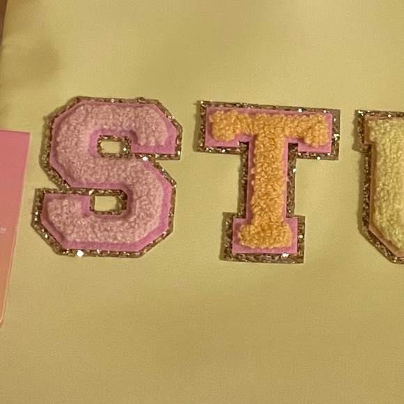 Stoney Clover Lane & Target yellow “stuff” patch pouch - Picture 5 of 7